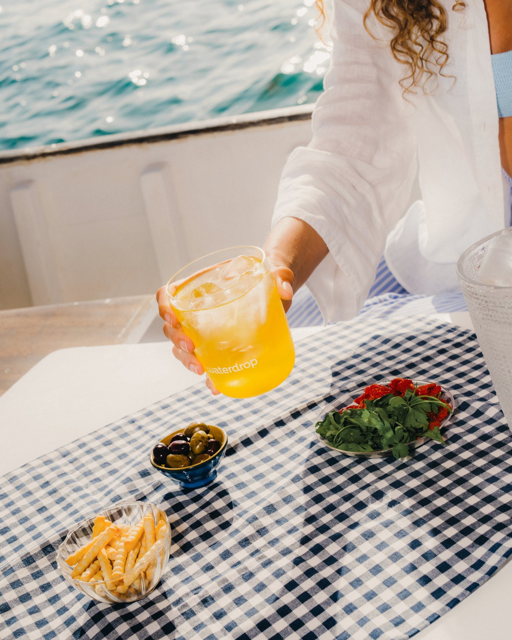 ORANGE 12-Pack: Order now | waterdrop®