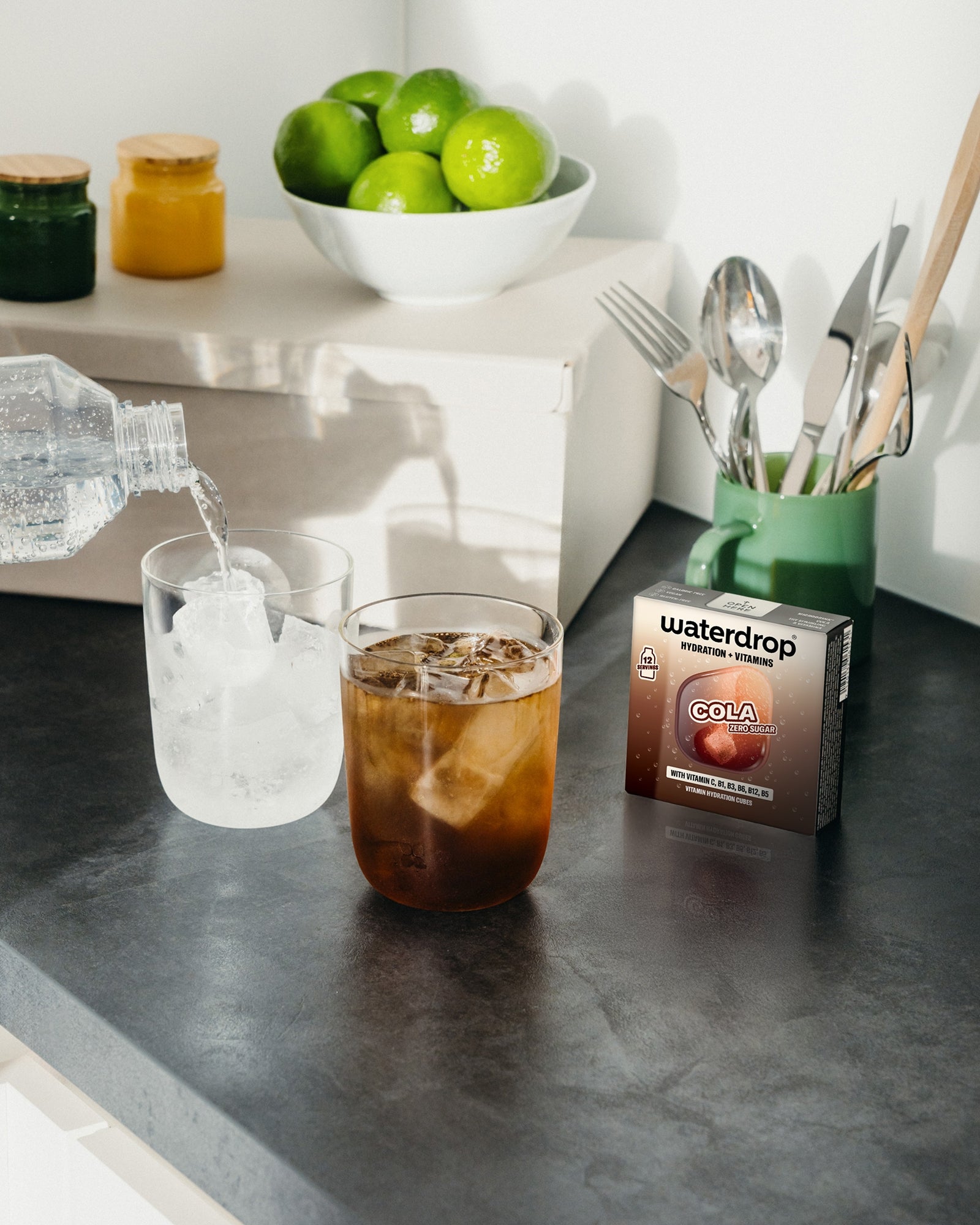 COLA 12-Pack Microdrink | waterdrop®