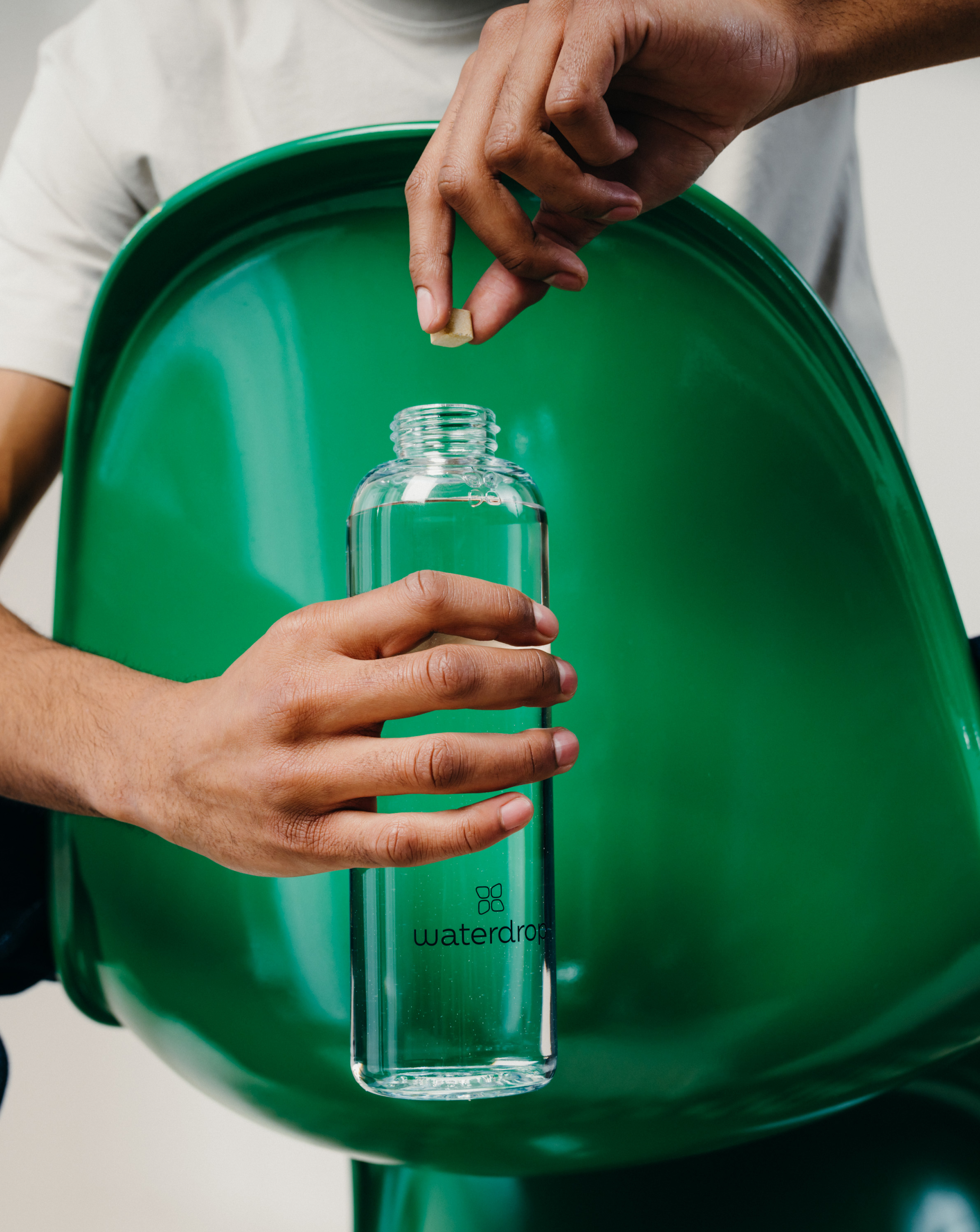 Bouteille en verre Waterdrop - bouteille transparente relax