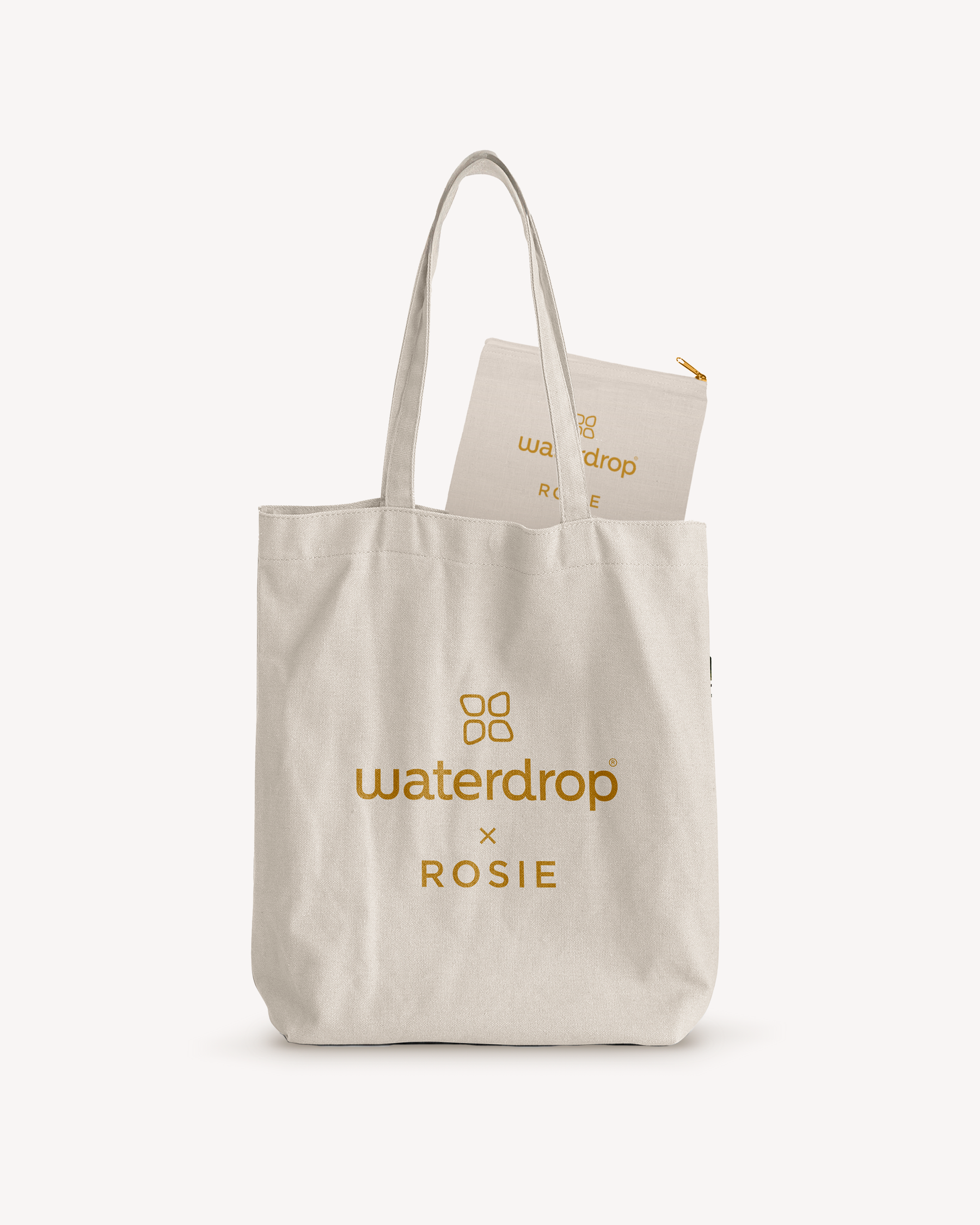 Apple gave away this tote bag to the store visitors at the launch